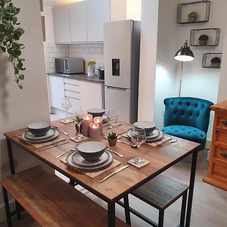 Victoria House - 3 Bedrooms, 3 Bathrooms By Cliftonvalley Apartments Bristol Exterior photo
